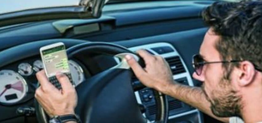 whatsapp al volante multa